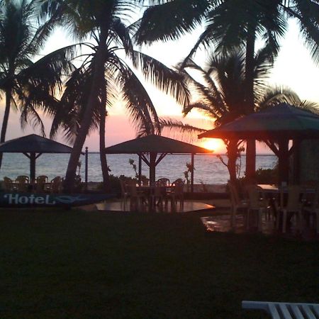 Ninnada Beach Hotel Marawila Bagian luar foto