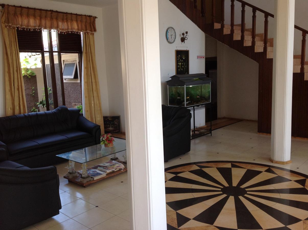 Ninnada Beach Hotel Marawila Bagian luar foto