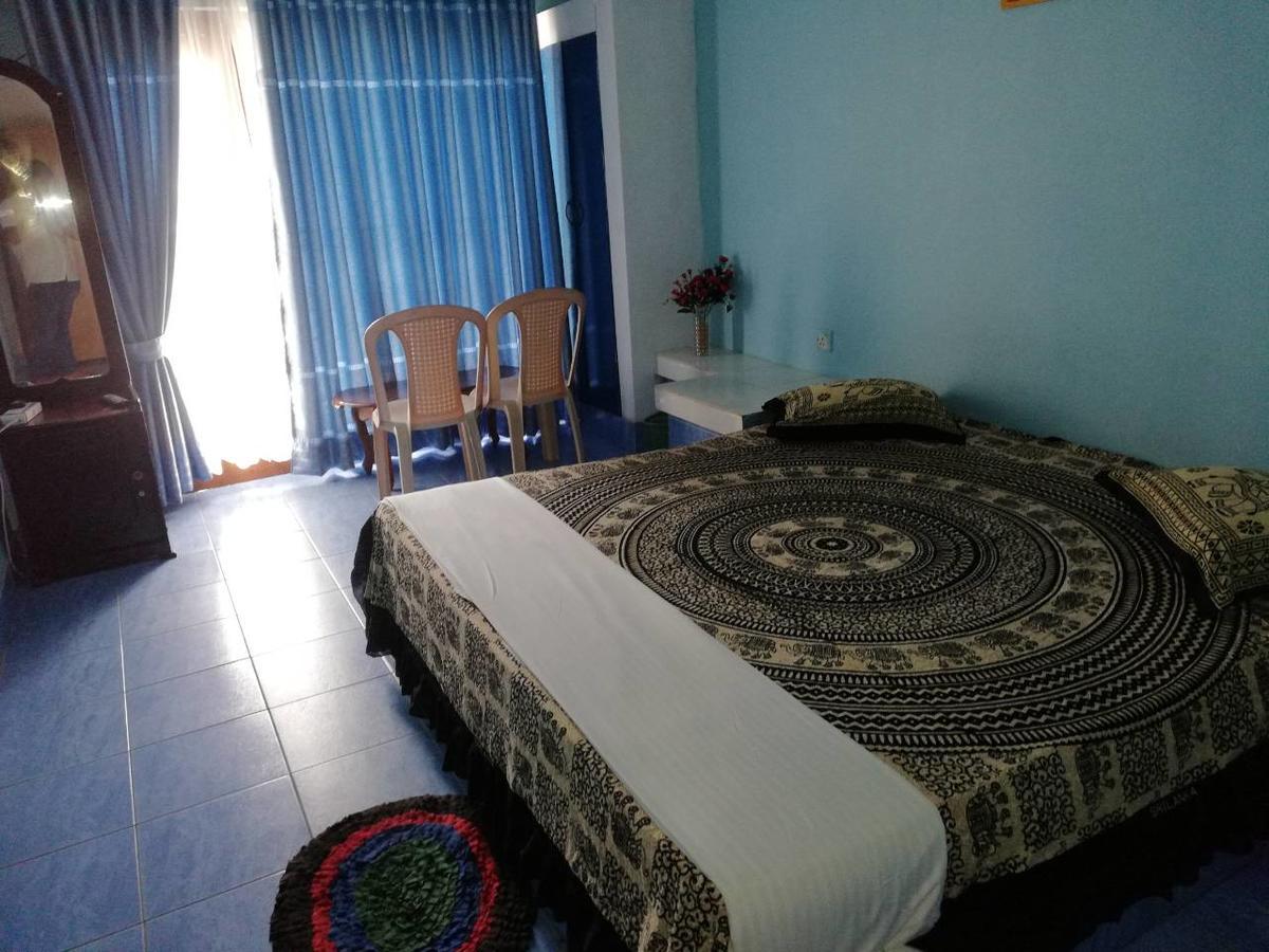 Ninnada Beach Hotel Marawila Bagian luar foto