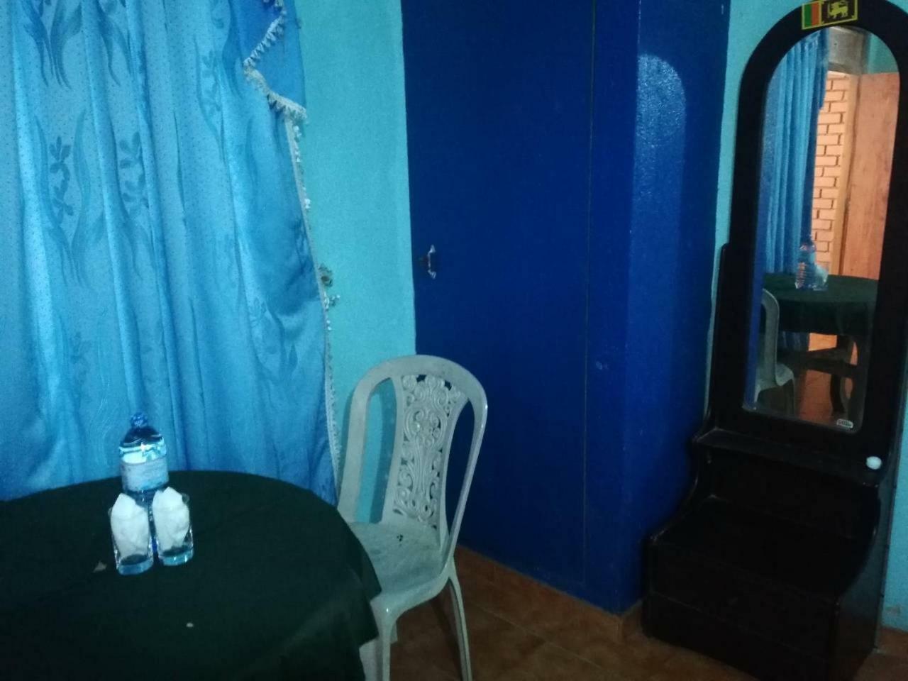 Ninnada Beach Hotel Marawila Bagian luar foto