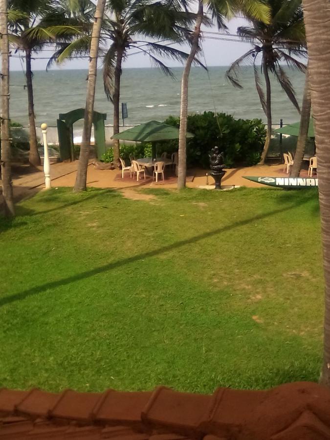 Ninnada Beach Hotel Marawila Bagian luar foto